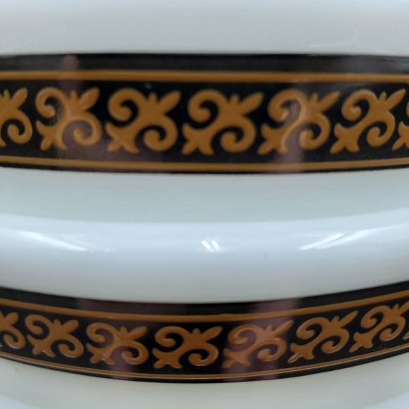 Pyrex Tableware by Corning Ebony Fleur De Lis Fruit Dessert Bowls Black Border - Picture 4 of 8